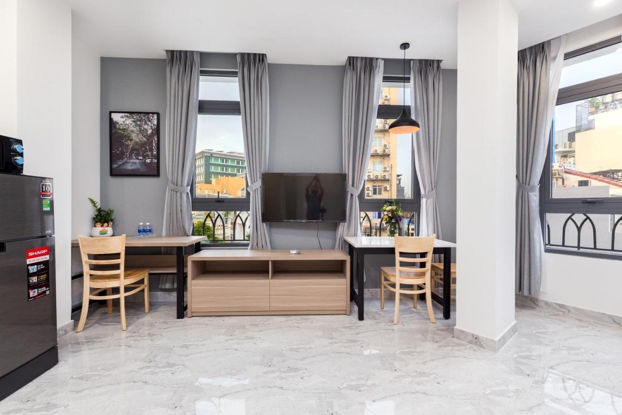 Studio Serviced Apartment - Phu Nhuan Center 胡志明市 外观 照片